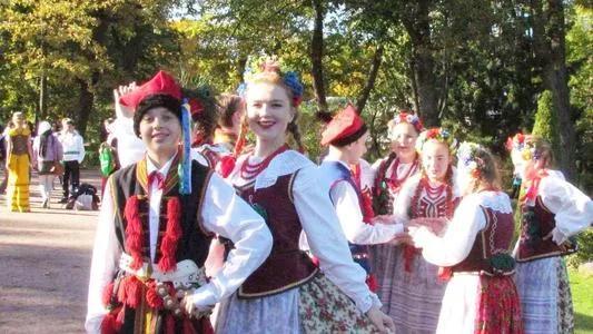 俄罗斯与中国最新高科技产品深度解析，两国科技合作成果展示