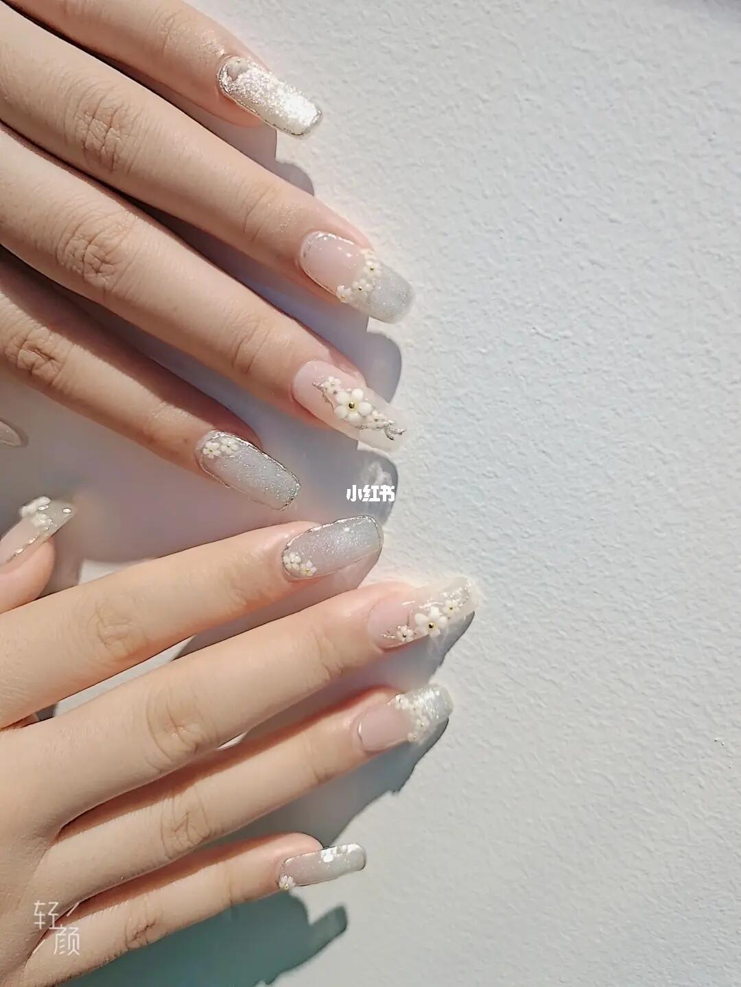 婚纱照美甲最新时尚,潮流下的完美搭配之选