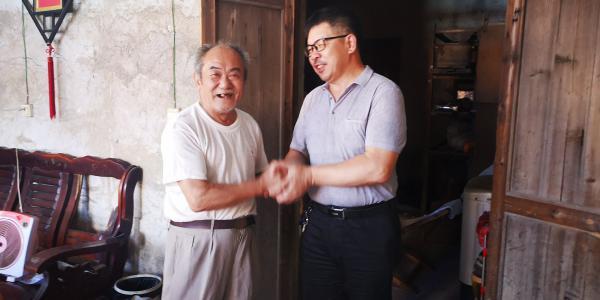 退军人最新政策下的心灵宁静之旅,走进自然拥抱新生活