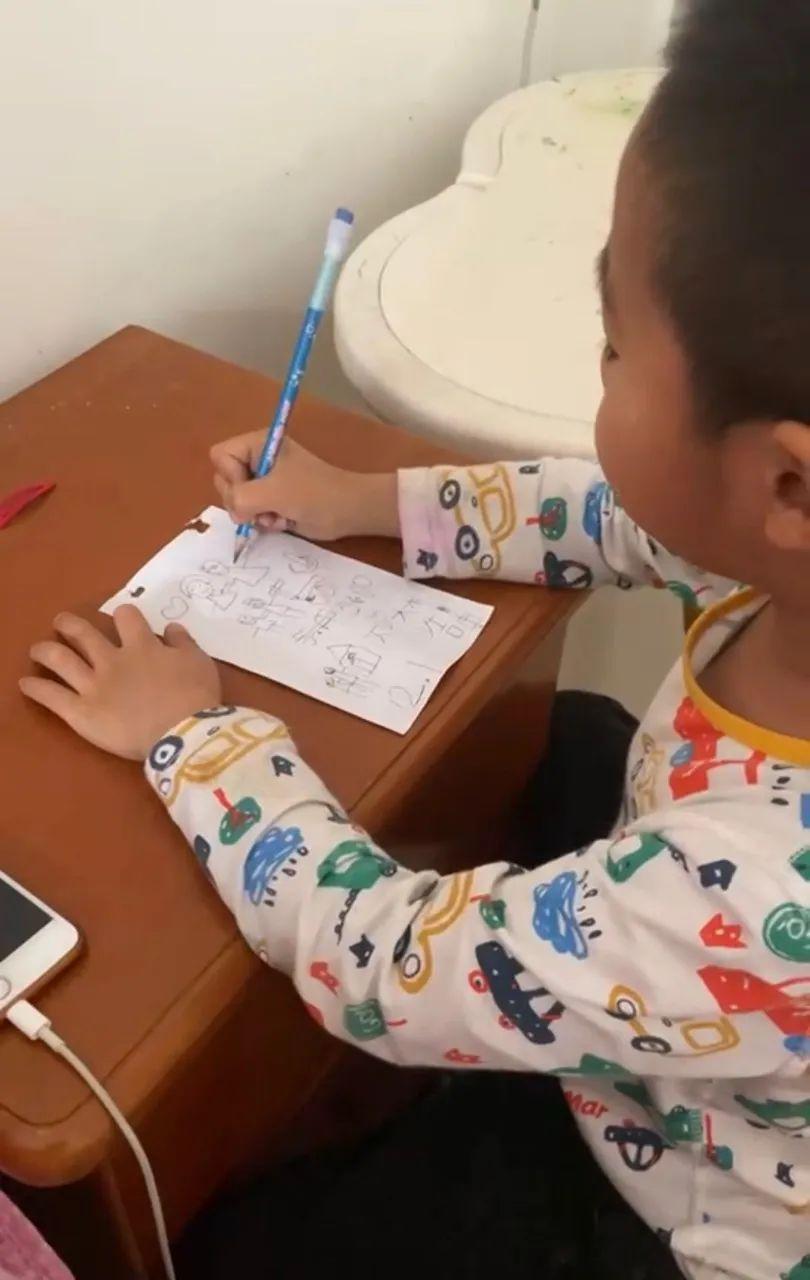 最新幼儿园大班游戏,最新幼儿园大班游戏，探索自然美景的旅行，一起寻找内心的平静