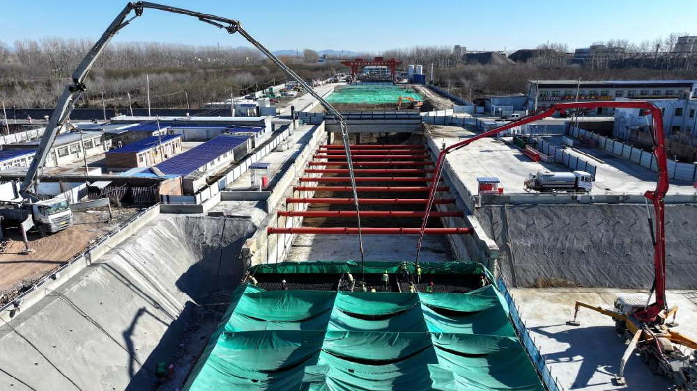 燕郊高楼地铁站最新变化，地标建筑的励志灯塔之路