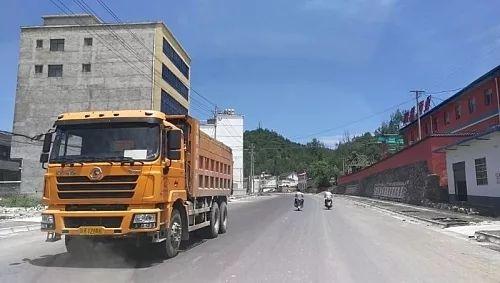 商南县商郧路最新动态与温馨日常