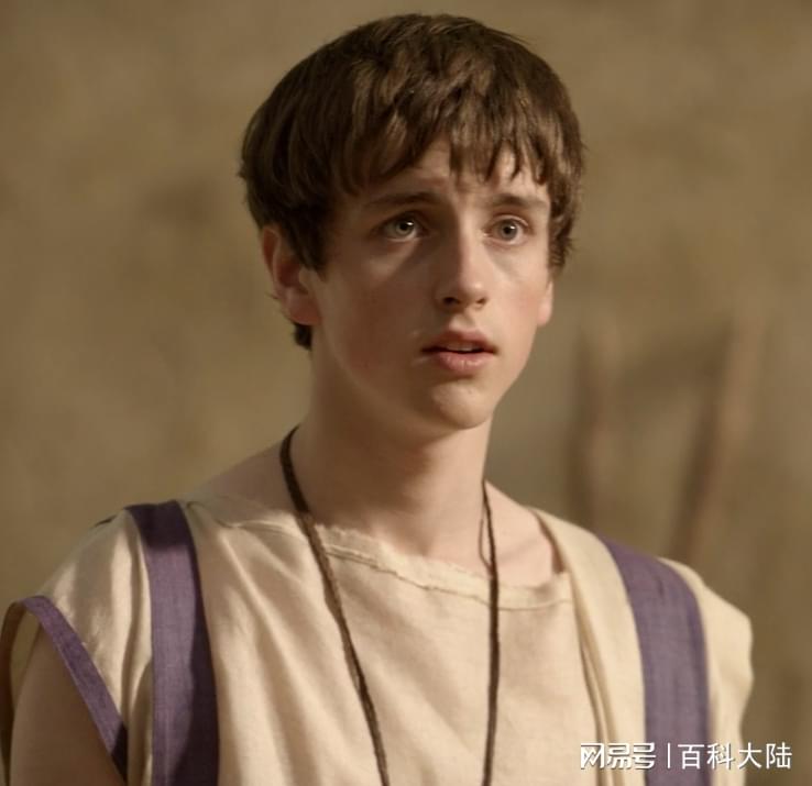 斯巴达克斯演员逝世，传奇永存