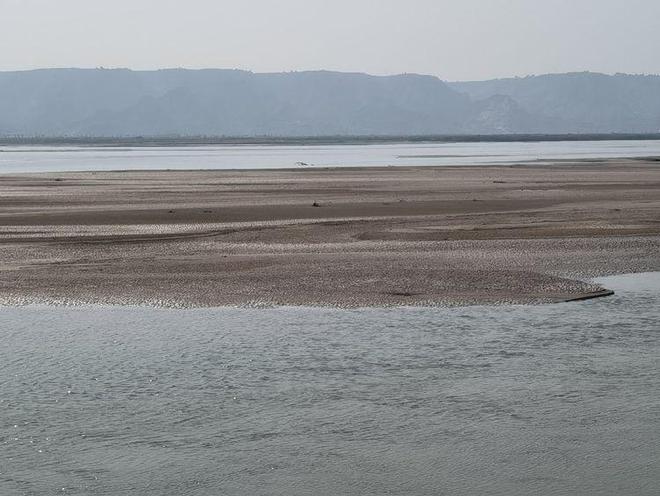 黄河最新壮丽动态视频，展现大河壮美景色！