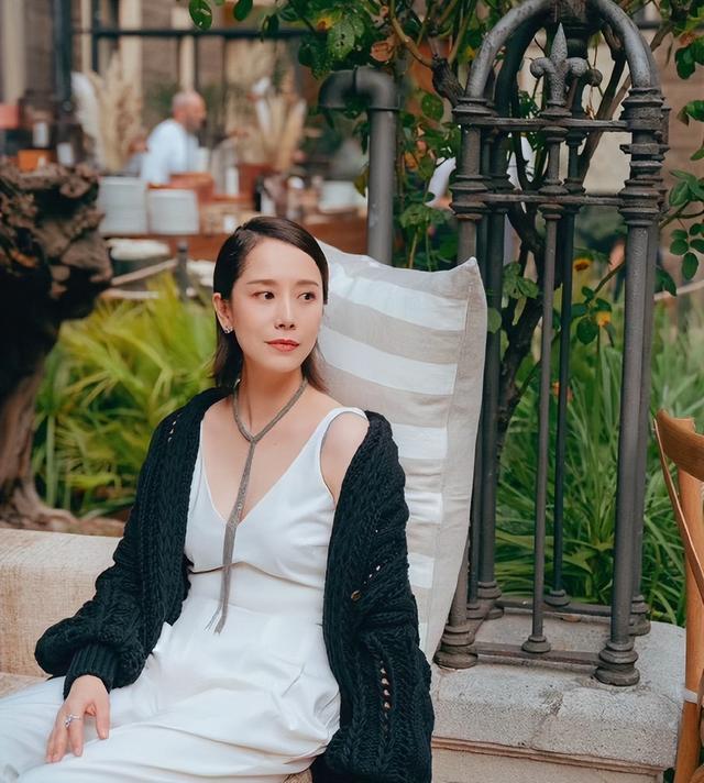 A罩杯明星，背景、影响力与特定时代的地位