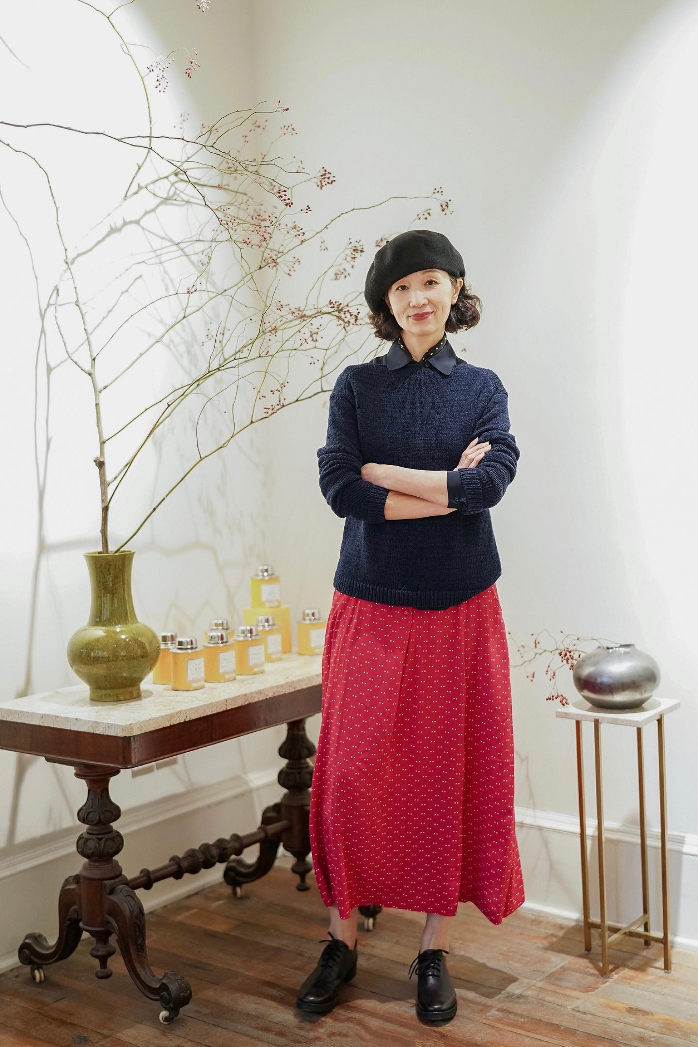 最新女生时尚穿搭，科技引领潮流重塑未来风尚的时尚革命