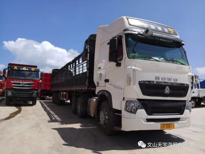 红岩杰狮自卸车新款390，时代巨擘，行业标杆之选