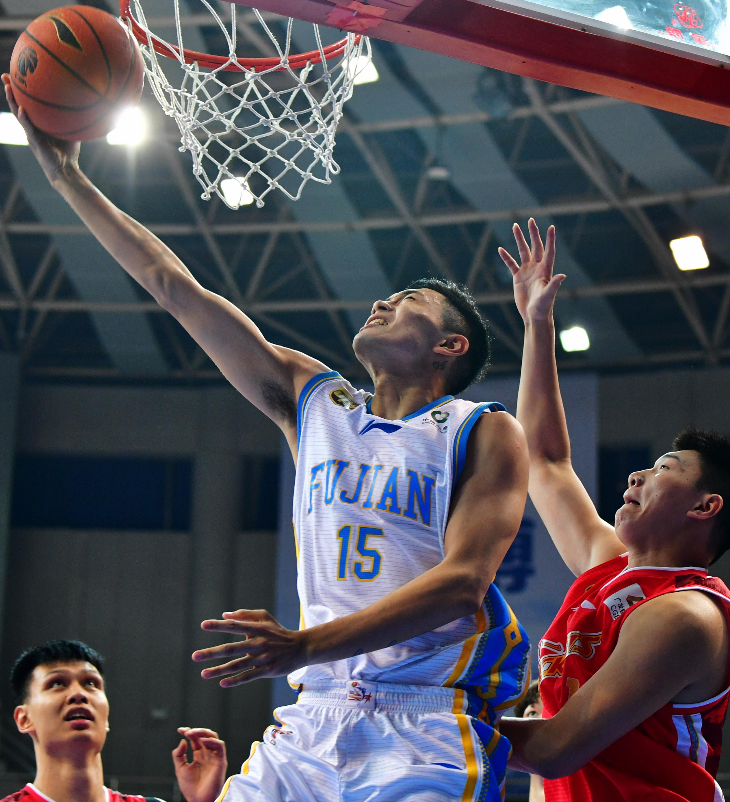 小红书上的热血燃烧，八一篮球比赛现场纪实