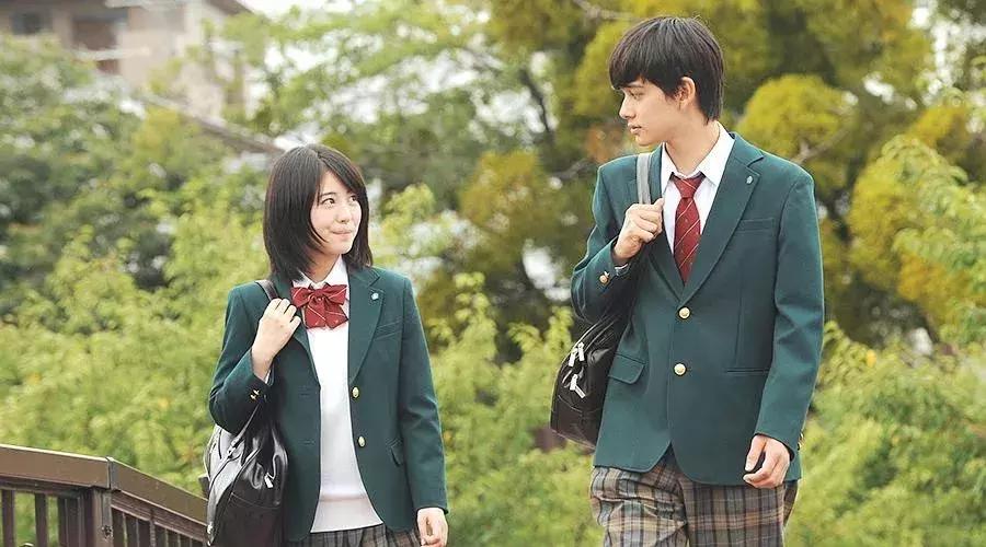 电影纯爱，跨越时空的情感之旅