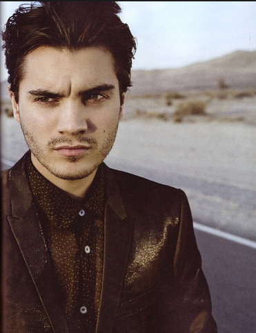 外国电影男明星，巷弄星光与美食秘境的探索