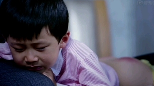 电视中的打屁股，一种文化现象的深度解读